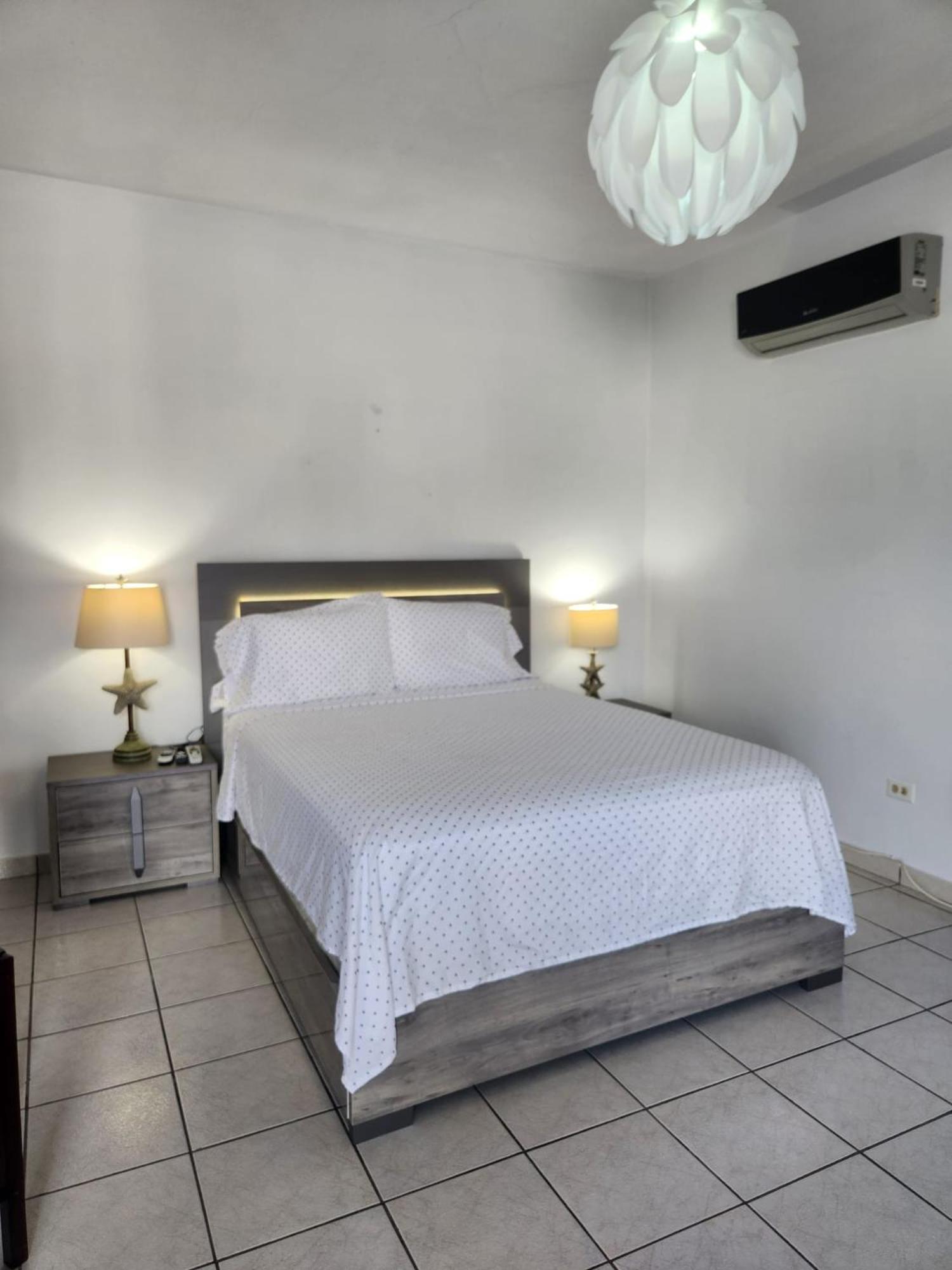 Playa Apartments Salinas Exterior photo